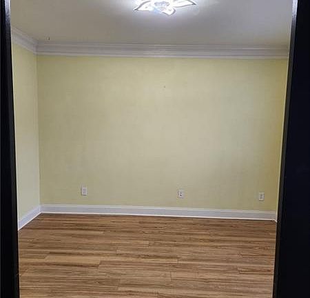 4th image of 5925 Shawn Creek Way