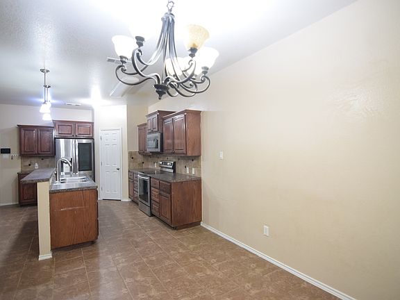 5th image of 4811 Citrine Dr
