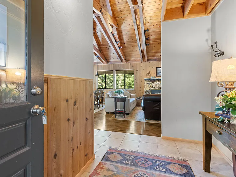 760 Rawhide Dr — Photo 9
