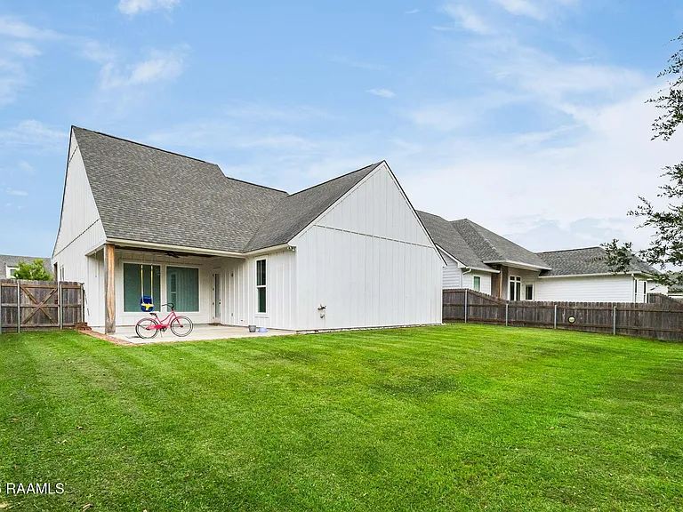 212 Maple Branch St — Photo 16