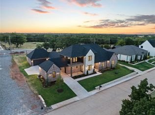 6201 Canopy Ln, Edmond, OK 73025