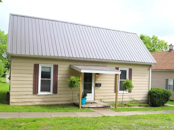 319 W Vine St, Mitchell, IN 47446