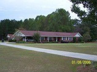 890 Satilla Ch Rd SE, Baxley, GA 31513