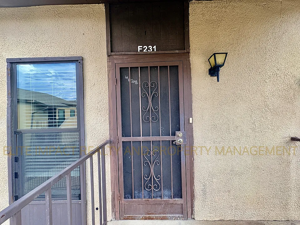1620 N Wilmot Rd #F231