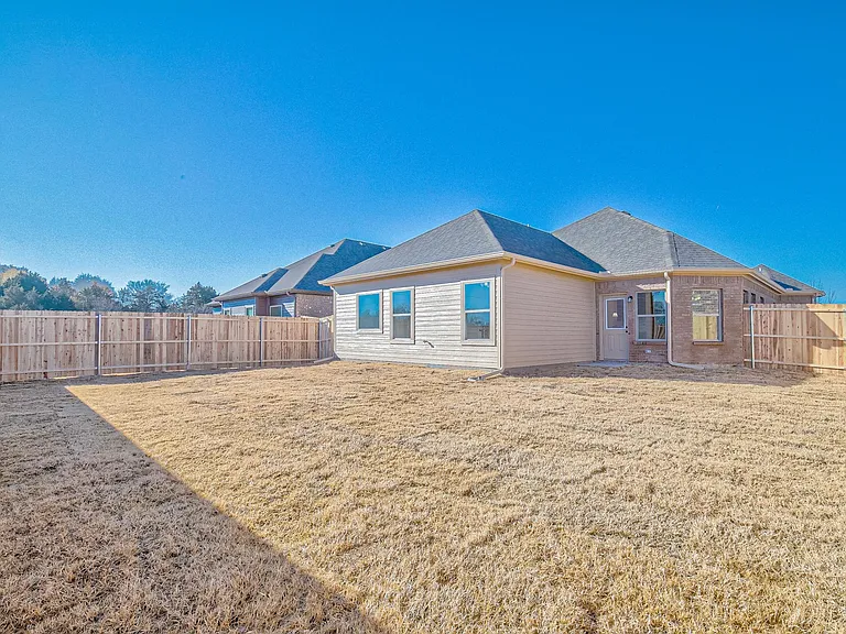 7819 Cypress Dr — Photo 33
