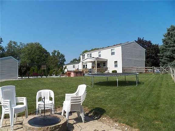 2nd image of 6355 Nassau Ct