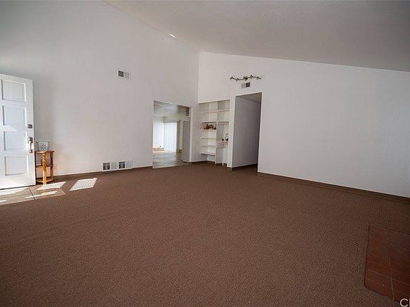 5th image of 11167 Westonhill Dr