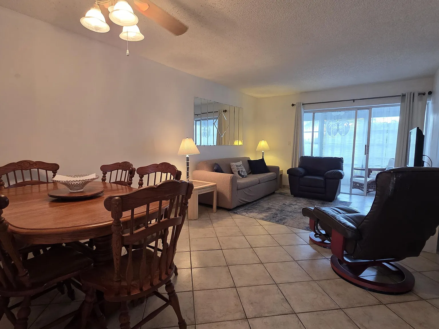 1 bed, 1.5 bath, 768 sqft, $1,400 — Photo 4