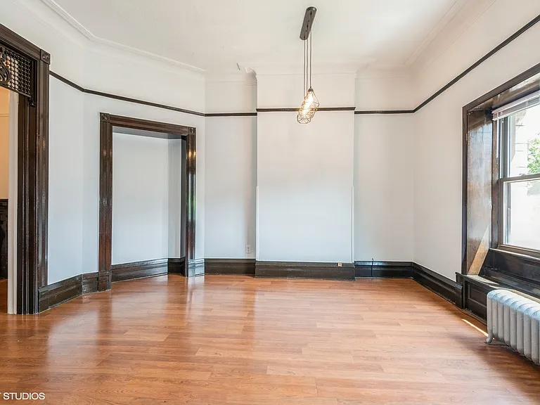 3136 S Prairie Ave #1 — Photo 3