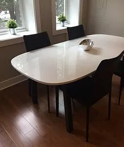 White lacquer dining table
