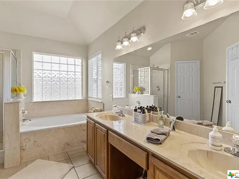 703 Prospector Trl — Photo 16