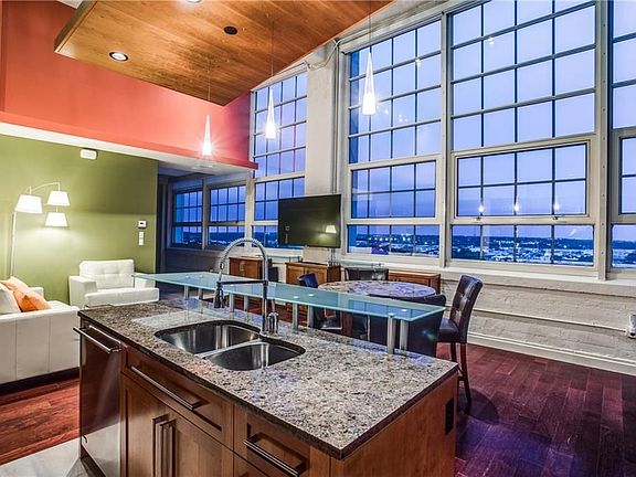 3rd image of 2600 W 7th St APT 1801