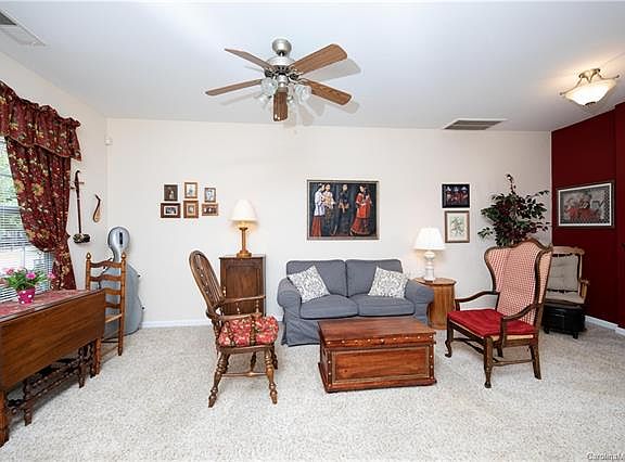 5th image of 706 Cherryfield Pl Lot 241