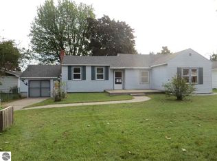 416 Wadsworth St, East Tawas, MI 48730