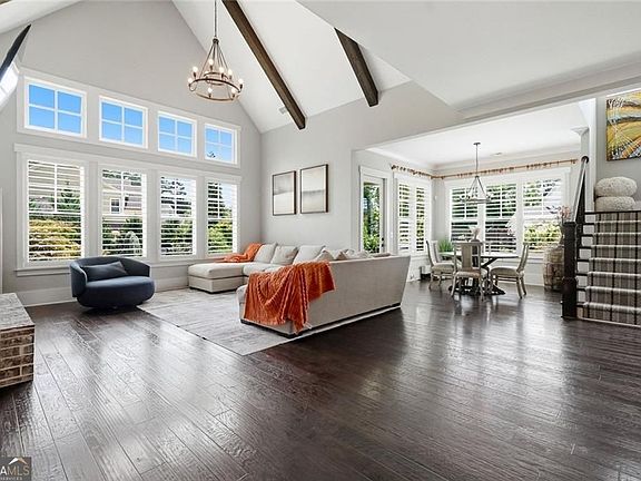 5th image of 5271 Merlot Dr