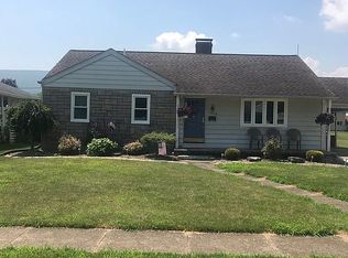 1004 Mulberry St, Montoursville, PA 17754