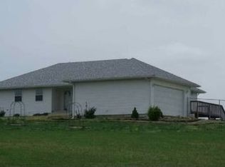 19 Hackler Rd, Eldon, MO 65026