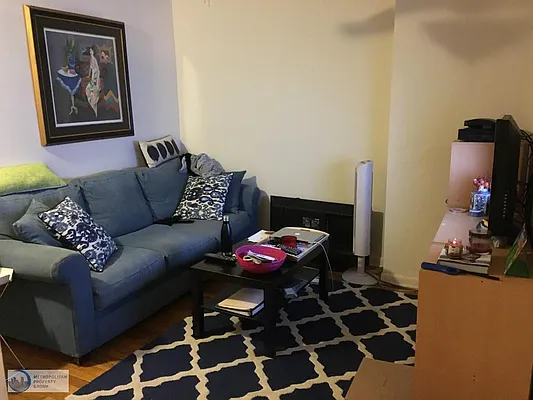 Rented by Metropolitan Property Group | media 10