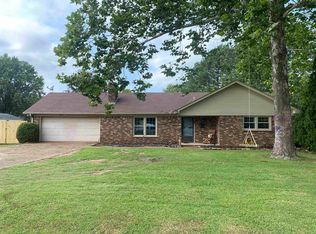 95 Kelly Ave, Rogersville, AL 35652