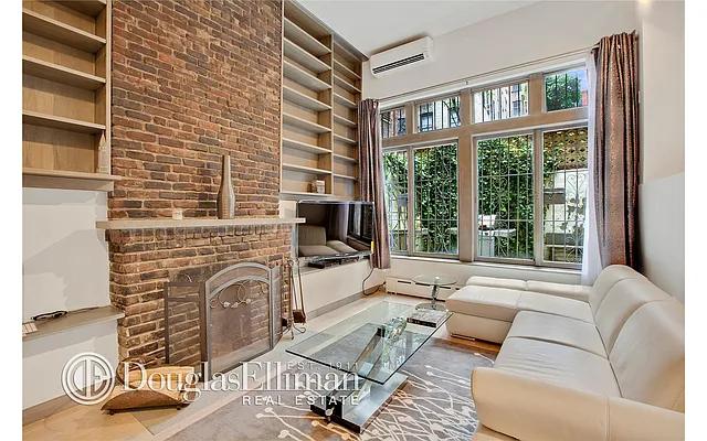 Rented by Douglas Elliman | media 16