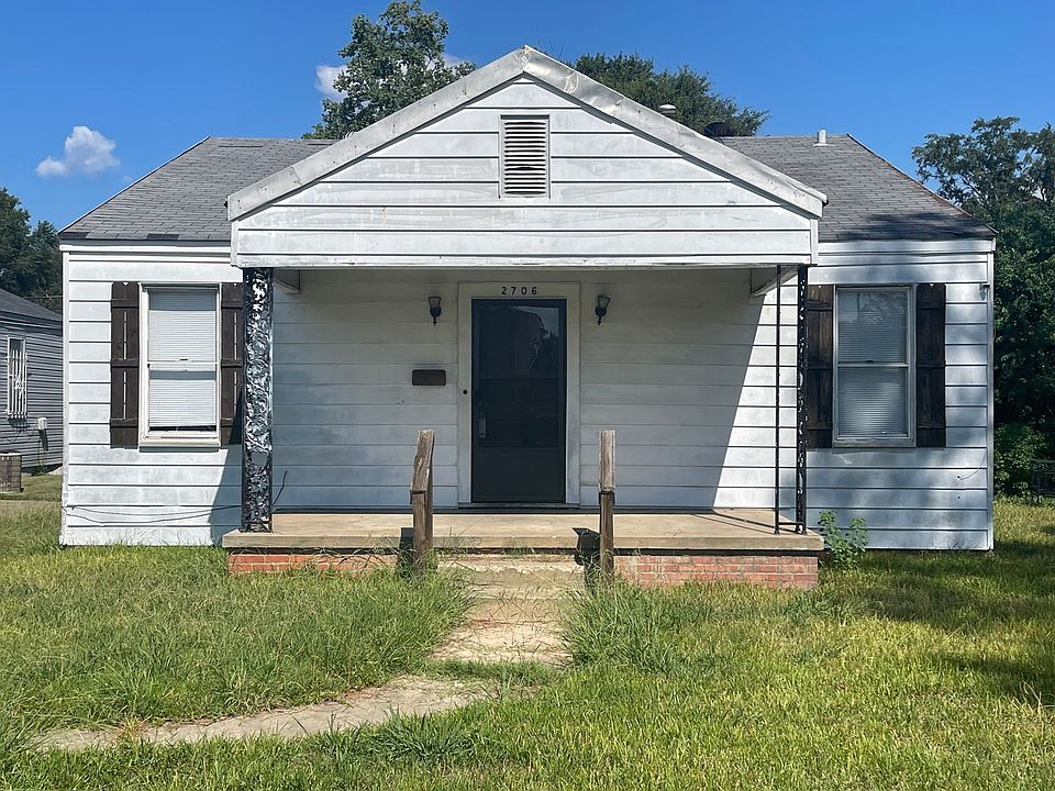 1st image of 2706 Corbitt St
