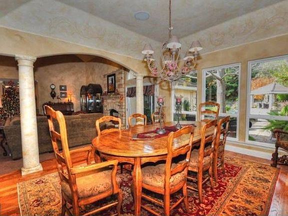 Formal Dining Room