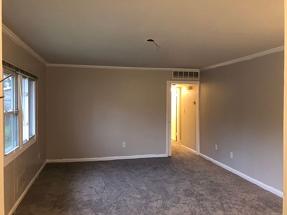 4th image of 28425 Red Leaf Ln