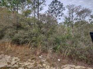 121 Young St, Interlachen, FL 32148