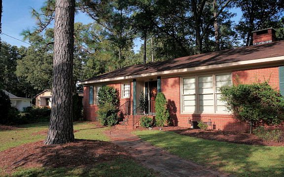 2nd image of 2705 Northwood Dr