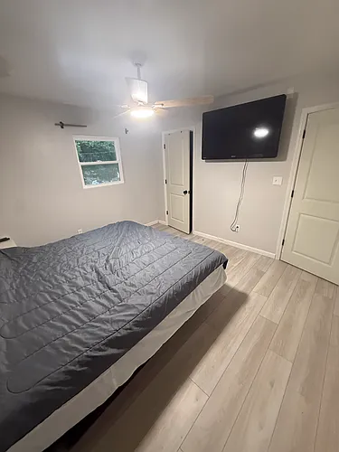 19 Ross Ave Photo 1