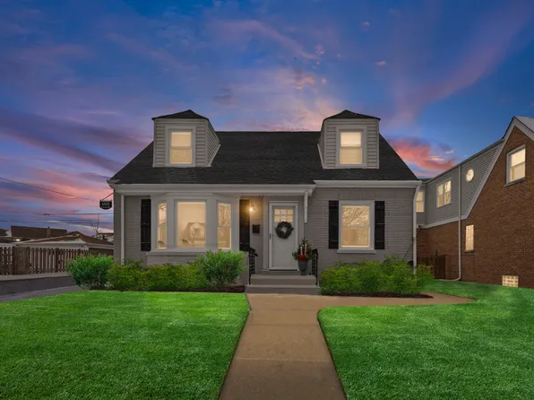 6100 N Overhill Ave, Chicago, IL 60631