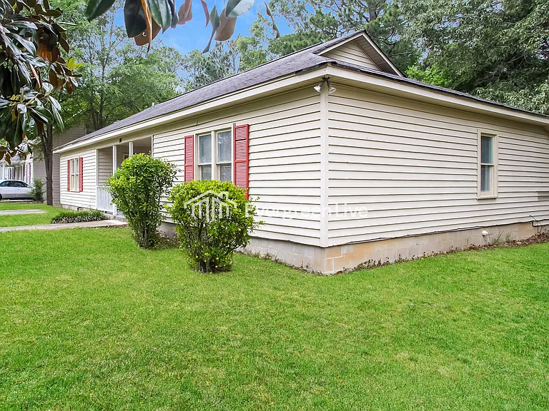 116 Pear Tree Cir — Photo 2