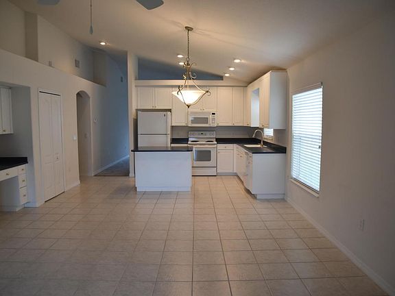 4th image of 2866 Mondavi Dr
