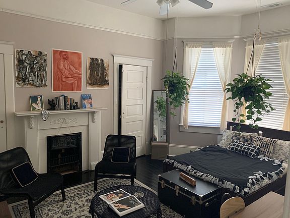 Center bedroom