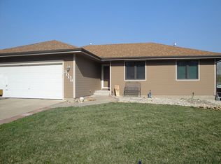 3006 NE Quincy St, Topeka, KS 66617