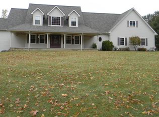 3822 Broadview Ln, Highland, MI 48357