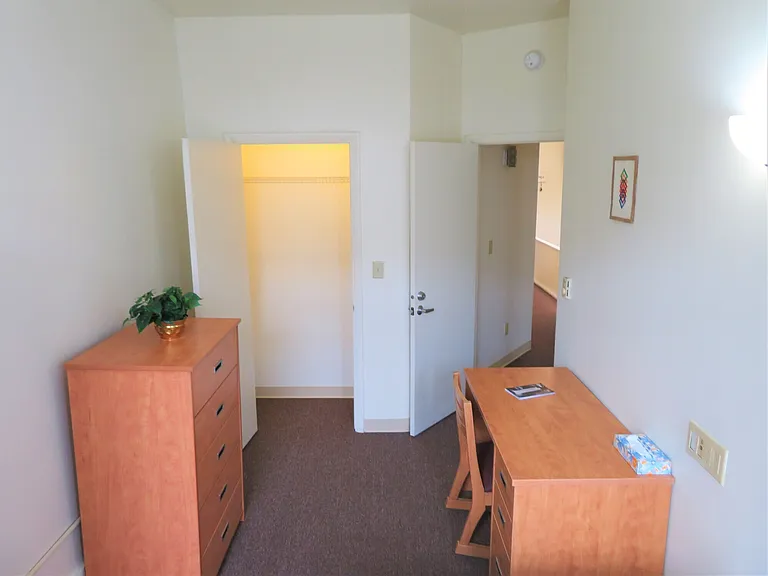 156 E State St #4 — Photo 29