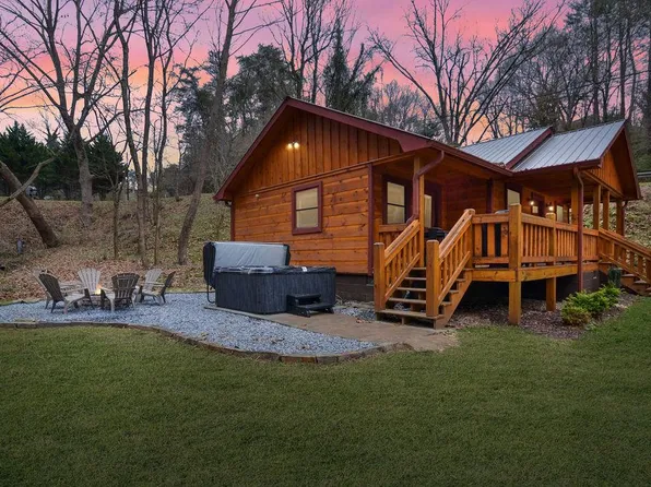 165 Corbin Hill Rd, Ellijay, GA 30540