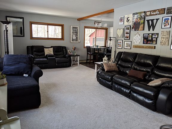 3rd image of 8238 Glencoe Dr