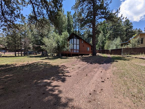 4th image of 3642 Canyon Loop