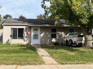 9233 Lee Rd, Brighton, MI 48116