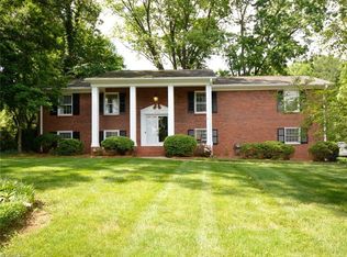 4230 Mashie Dr, Pfafftown, NC 27040
