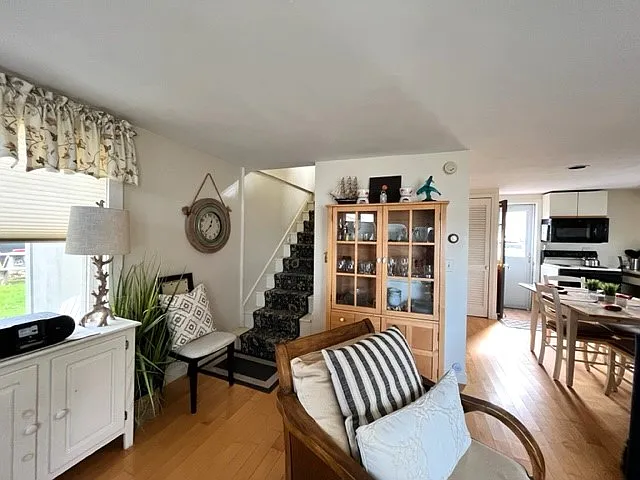 11 Ocean Avenue Ext — Photo 8