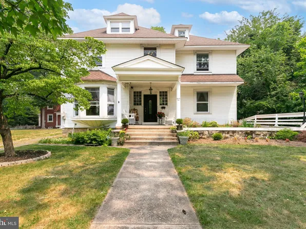 21 Clifton Ave, Merchantville, NJ 08109