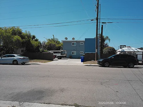 1411-1417 Holly Ave Photo 1