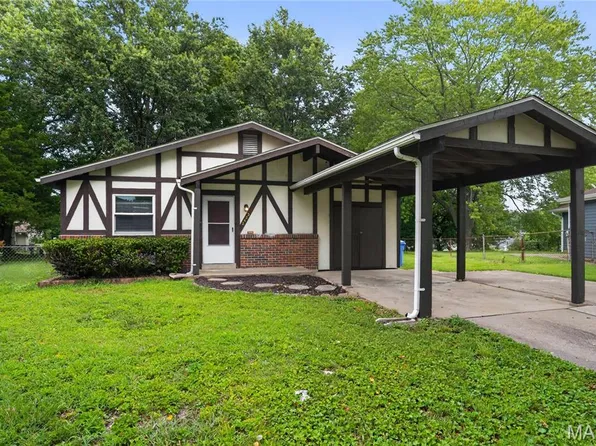 2423 Soundview Ct, Florissant, MO 63031