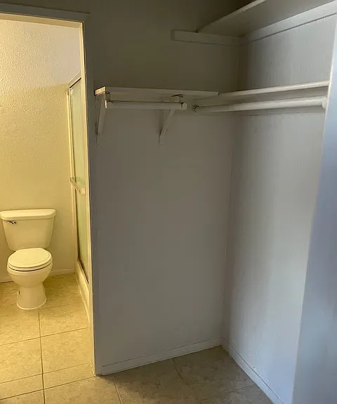 2544 Country Club Dr — Photo 18