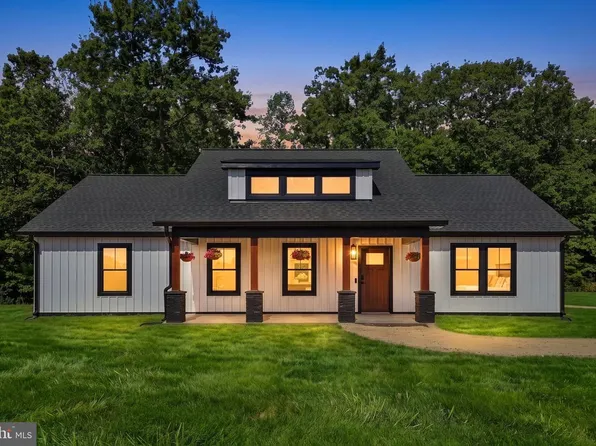 22274 Sunset Fields Dr, Lignum, VA 22726