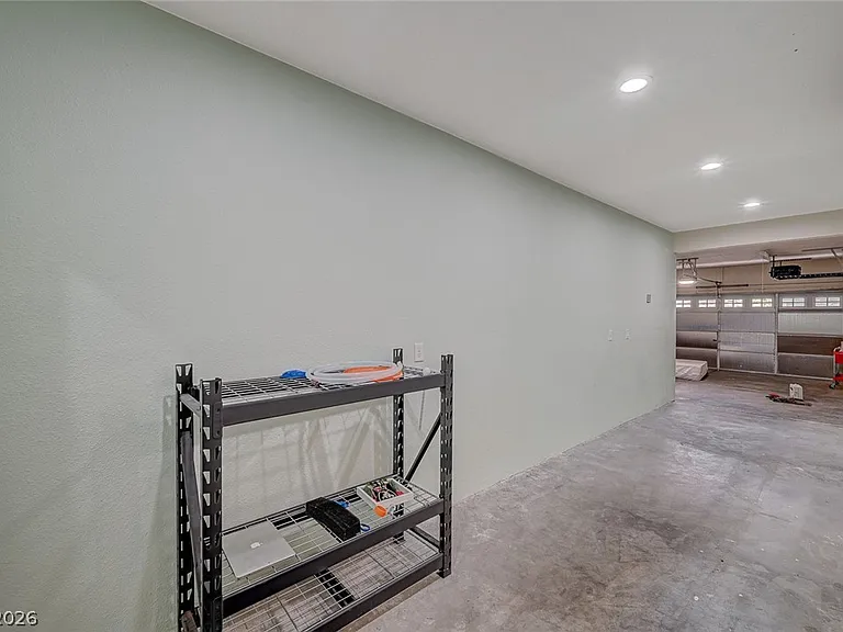 8454 Cerritos Ct — Photo 4