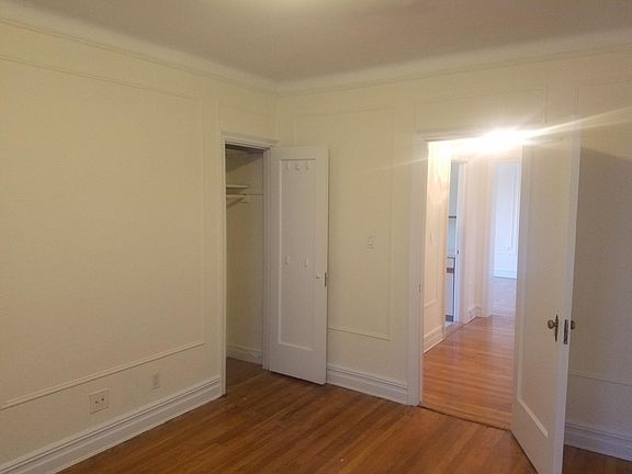 5th image of 124 Parrott Pl Floor 2